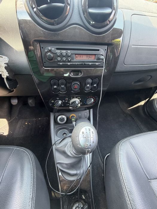 Dacia Duster 1.6 benzina 2011