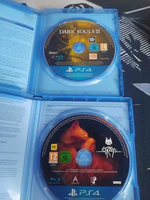 Продавам Dark souls 3 и Stray за ps4