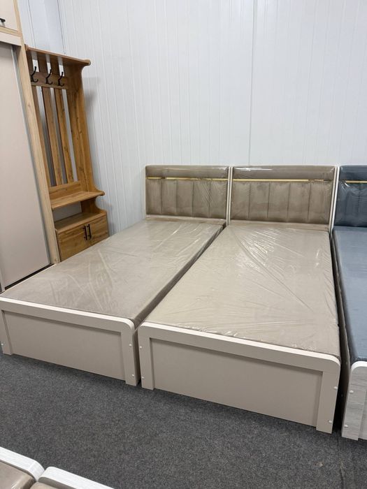 Кровать диван мебель