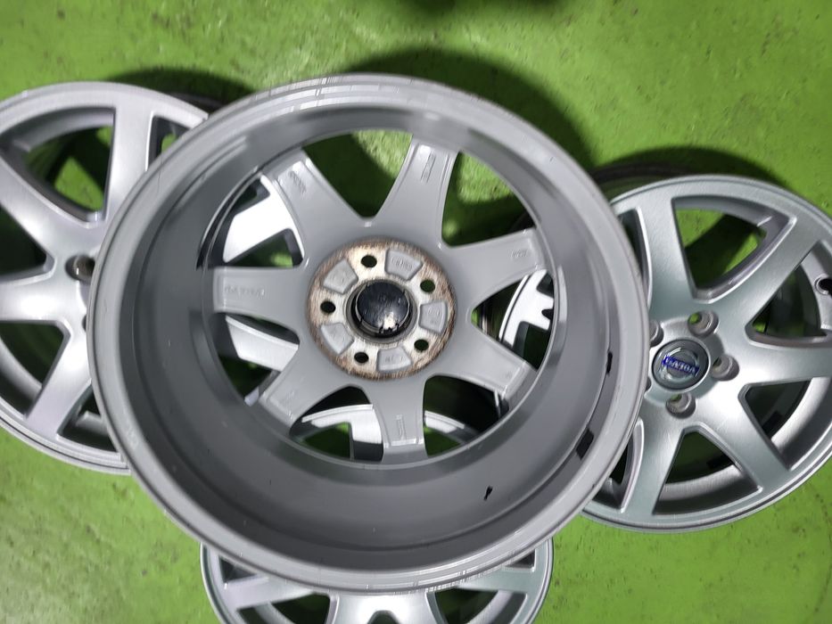 16 5x108 Volvo лети джанти 5х108 волво