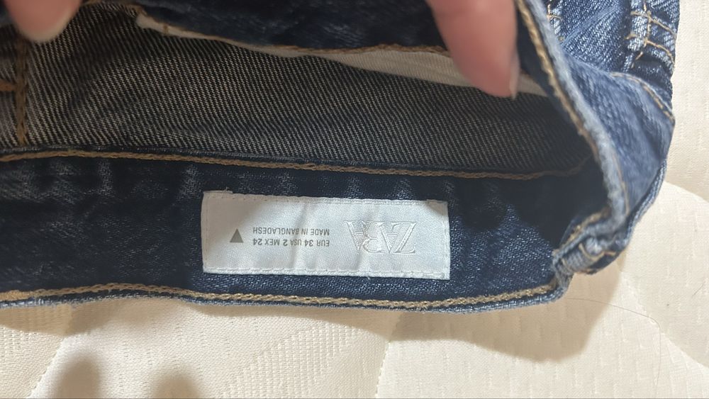 Дънки Zara с широк крачол