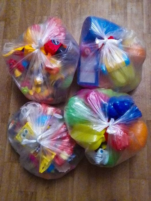 Пять мешков с игрушками за 5000