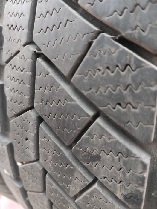 205/60 R16 Continental Contiwinter contact