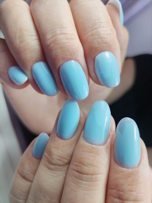 Маникюр и педикюр