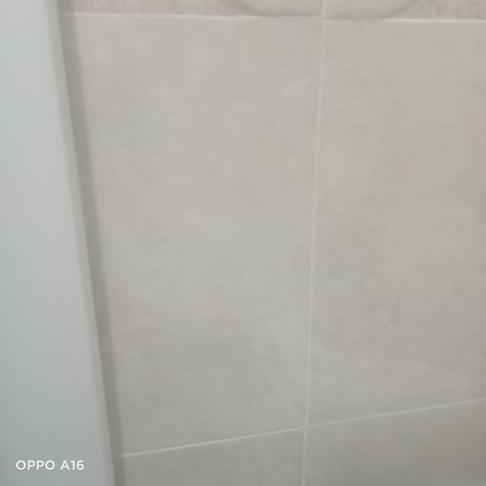 Продам кафель цвет бежевый