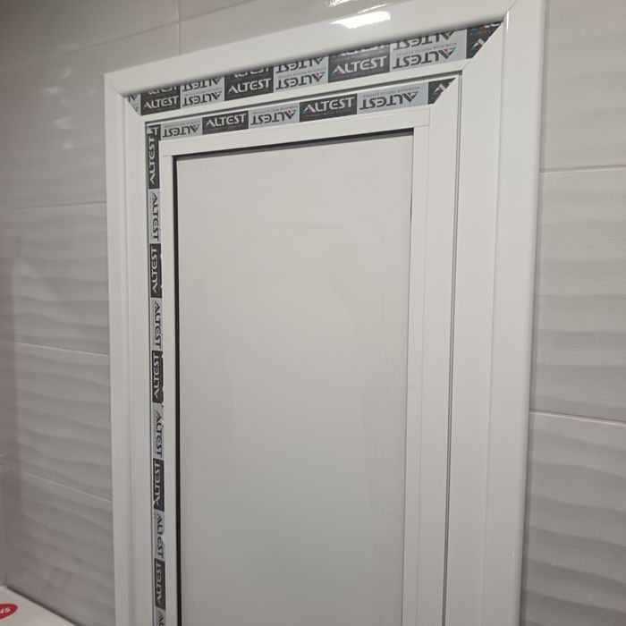 Продава се Двустаен апартамент в Добрич, Строител - 63 кв.м за 449 €/кв.м - Снимка #1