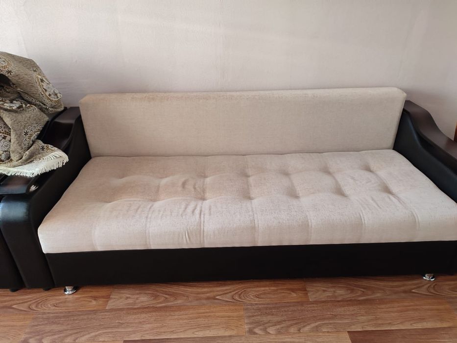 Продаётся мягкий уголок