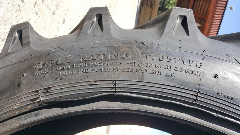 Cauciucuri 13.6-36 noi 8 pliuri anvelope OZKA pentru tractor FIAT