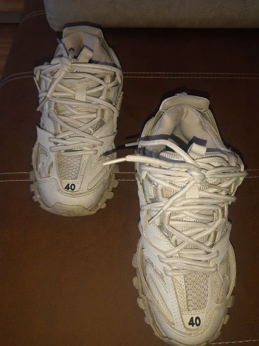 Balenciaga Trach