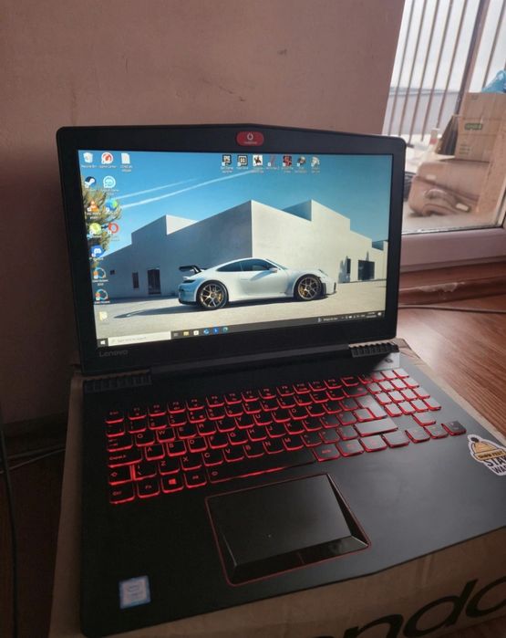 Laptop de gaming Lenovo