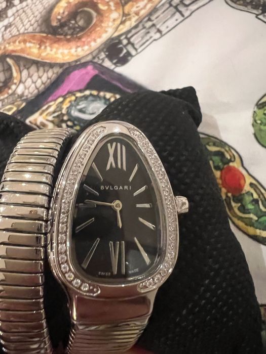 Дамски часовник 2025