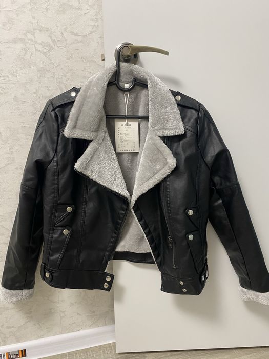 Продам стильную кожанку