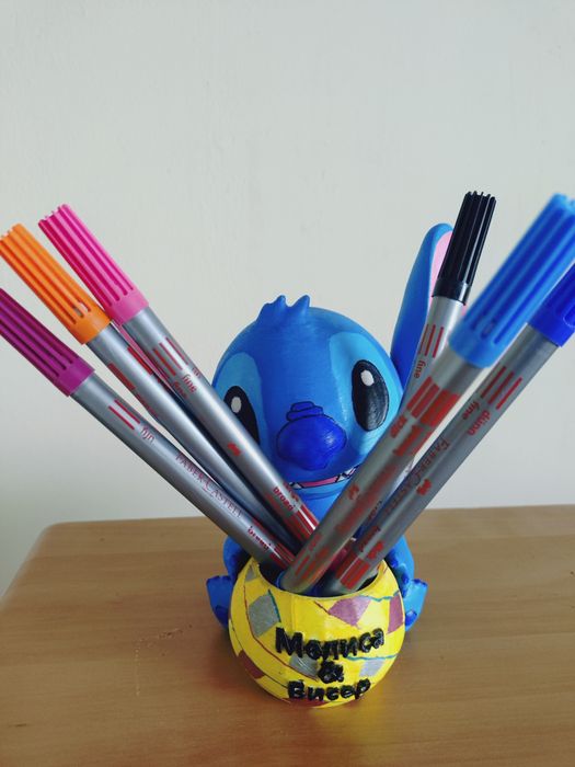 Забавен Стич с моливник и имена по избор