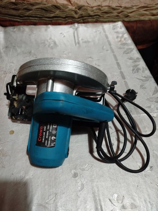 Циркулярная пила CROVN