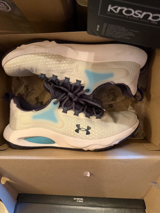 Маратонки UnderArmour