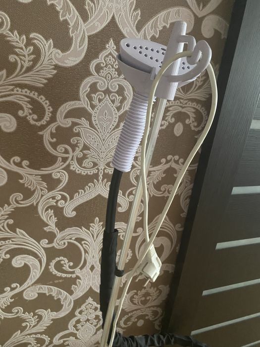 Продам отпариватель TOBI