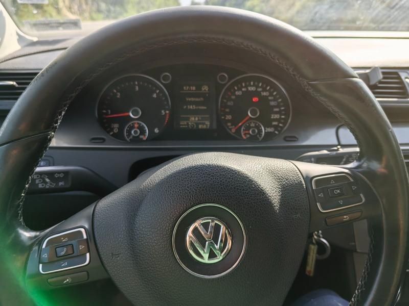Vw passat 1.6 2010