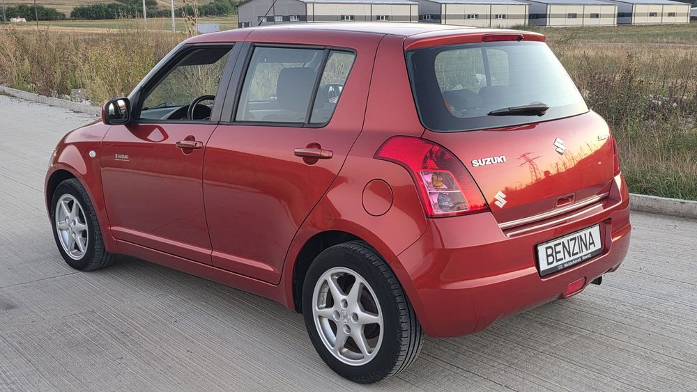 Suzuki Swift 1.3 benzină 177000km import Germania an 2009  navigație