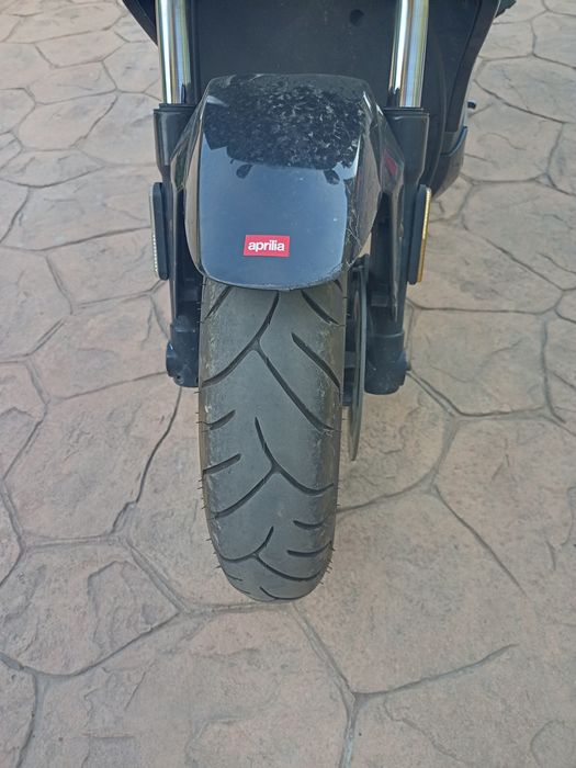 De vânzare scuter Aprilia 125  sport city an 2010