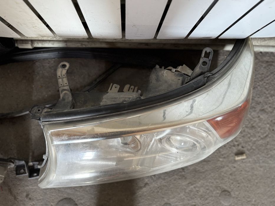 Фары land cruiser 200