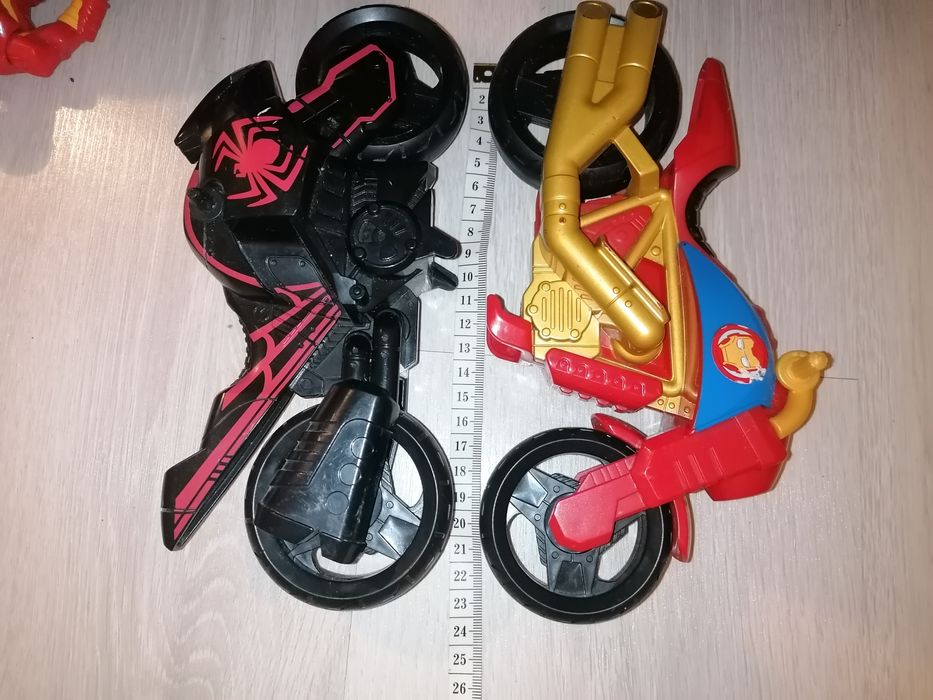 Super eroi, hulk, iron