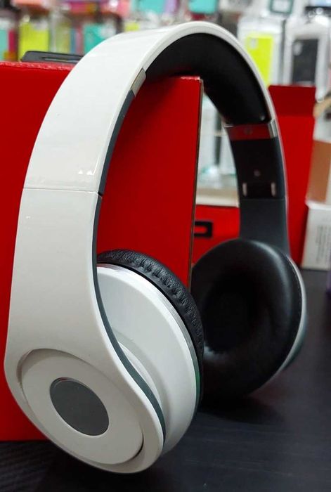 Стерео слушалки STUDIO TWO Супер Бас с кабел