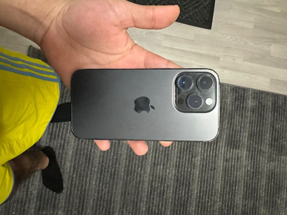 Продам Iphone 14 pro 1 tb