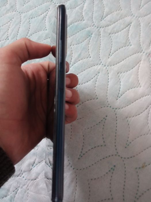 Vivo y53s телефоны