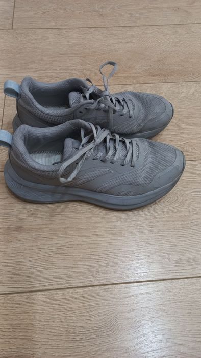 Кроссовки Anta.  40 размер.