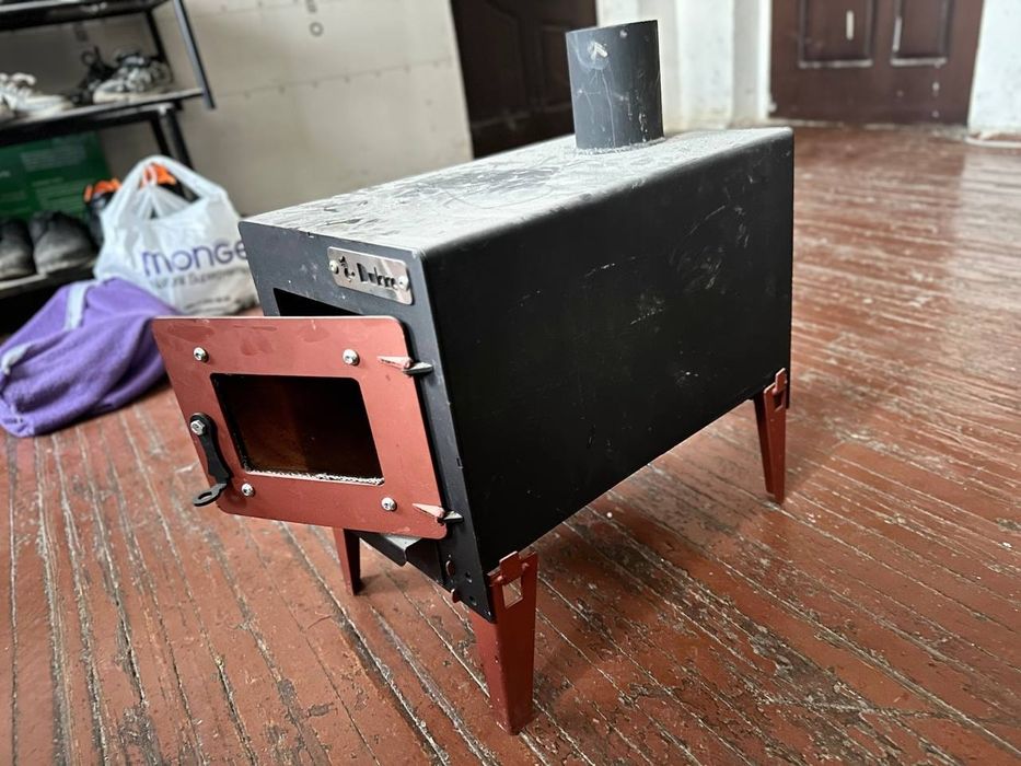 Продаётся буржуйка новая заказывал с валбериса.
Производитель Россия ?