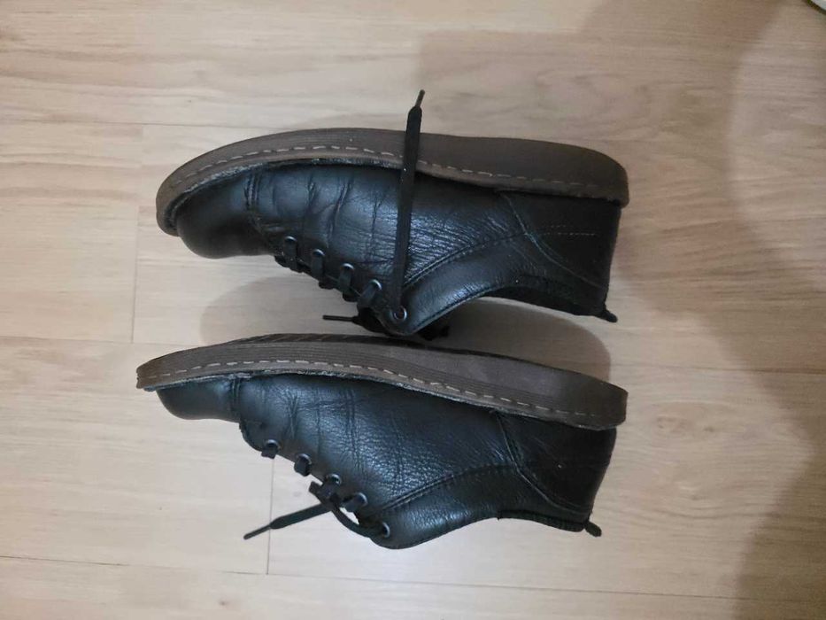 Pantofi Dr Martens DMS originali, unisex purtati