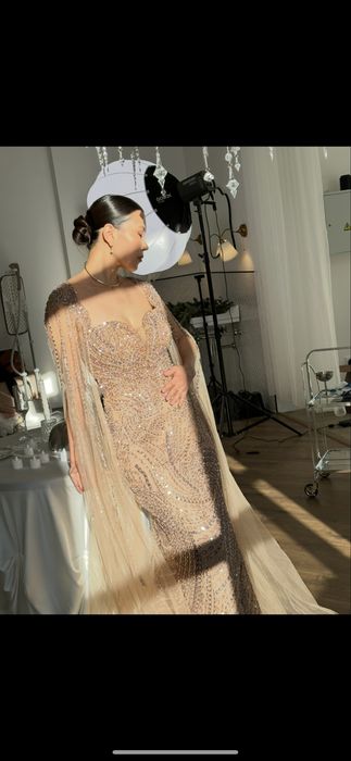 Продам вечерние платья