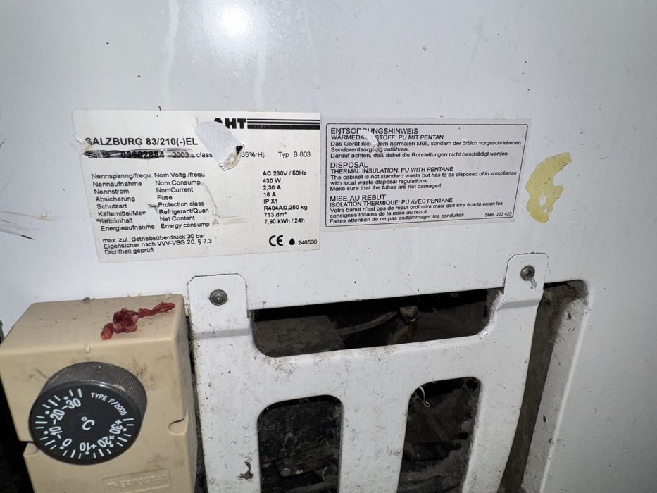 Lada frigorifica (congelare&refrigerare) AHT SALZBURG 900 litri capacitate