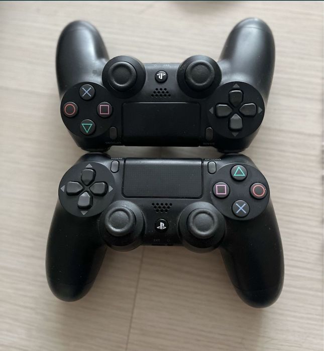 PS4 SLIM 1TB + 4 игровые диски