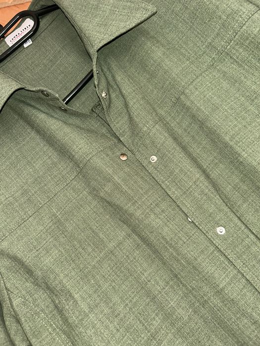 Camasa verde cu capse