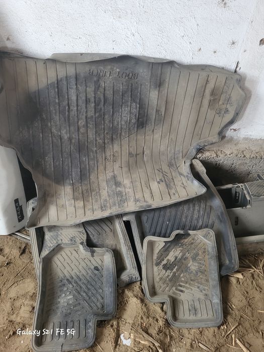 Продам кузов по запчастям