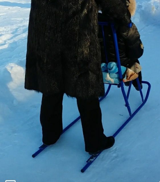 Сани финские с ремнями безопасности