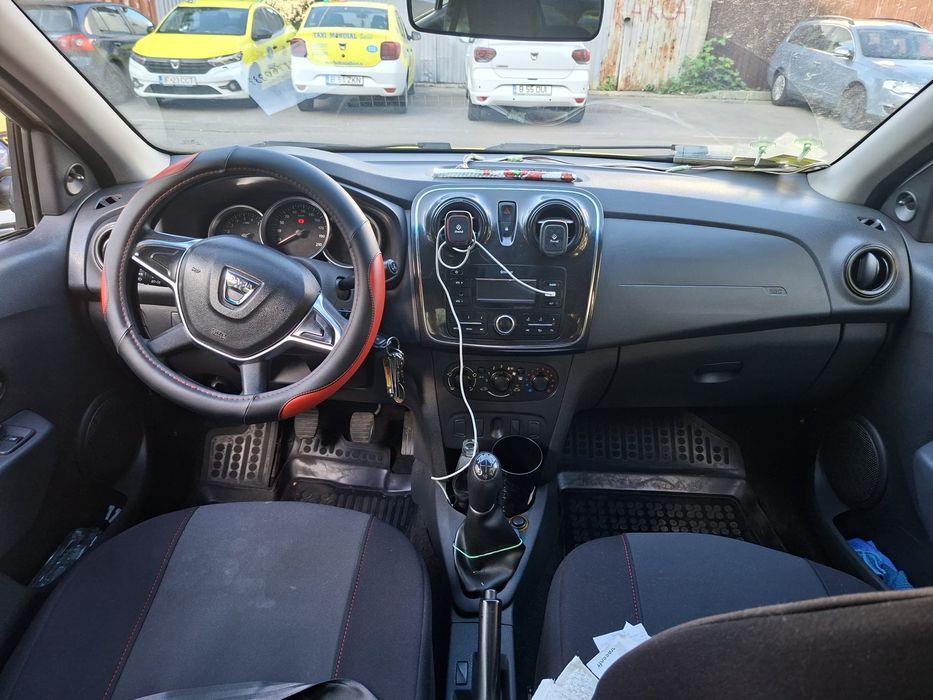 De vanzare dacia logan