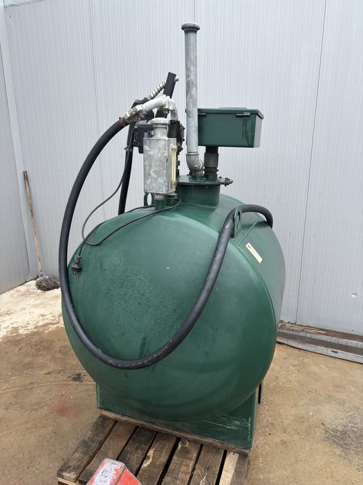 Резервоар за светли горива