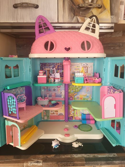 Къщата на Габи- Gabby's Dollhouse