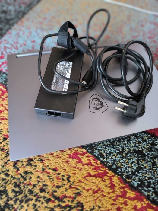 MSI Creator pro 16 ai studio a1vkg 075