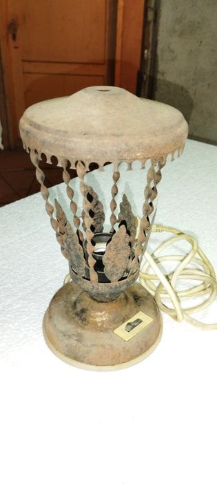 Стара нощна лампа