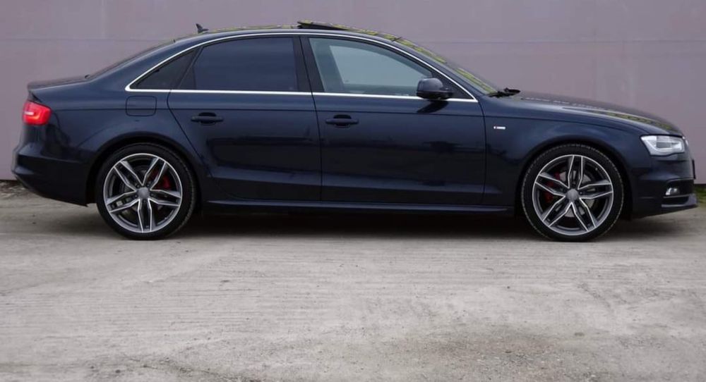 Audi a4 quattro 2015