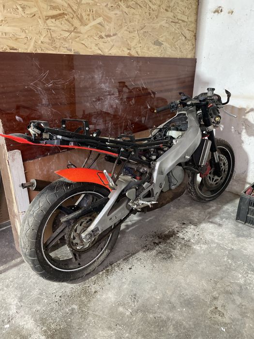 Motocicleta Aprilia pentru piese sau restaurare
