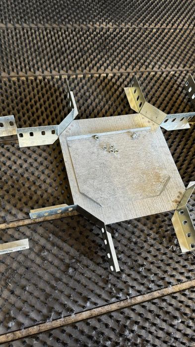 Лотки перфорированные