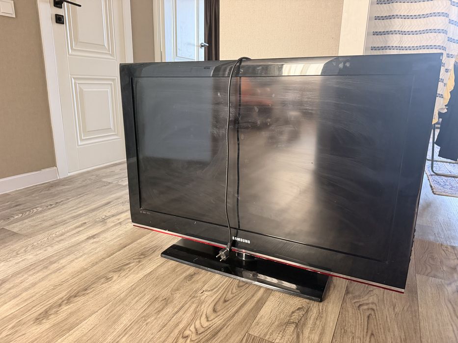 Samsung 40” Full HD — недорого