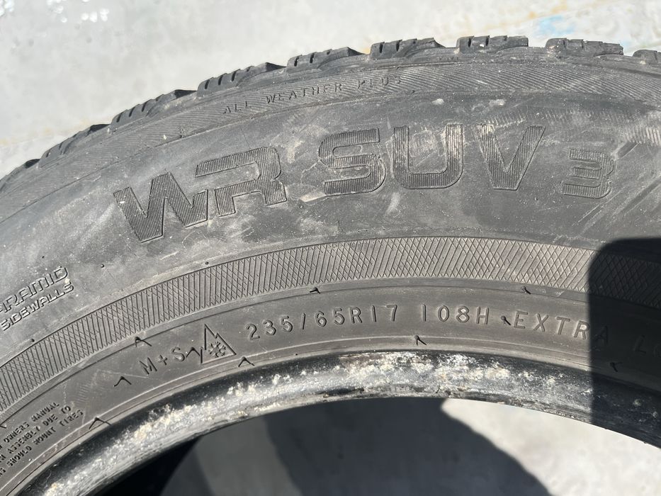 4 бр. зимни гуми 235/65/17 Nokian SUV 5,5-6 mm DOT 2316