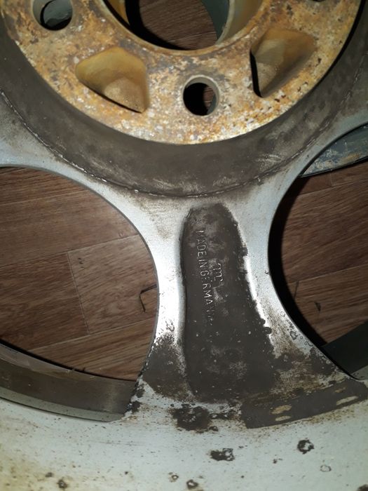 Диски 17 ет 35 крепёж 5/110