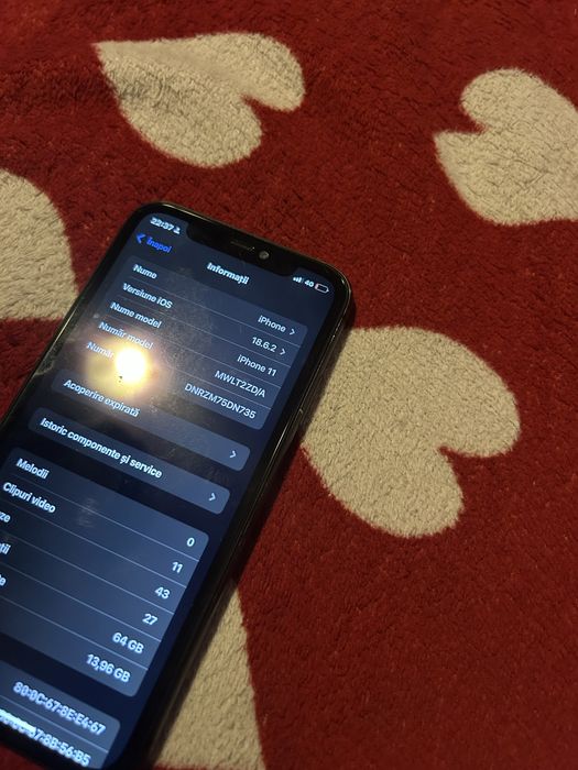Vand iphone 11 sanatate 89 in stare buna de functionare