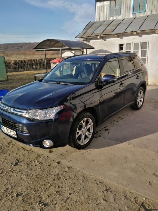 MITSUBISHI Outlander 2014 — imagine 2